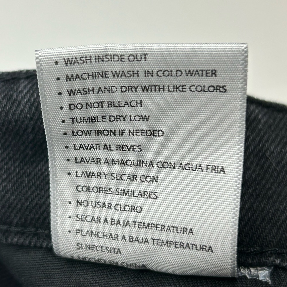 Kancan NWT Washed Black High Rise Mom Jeans Size 11/29 Stretch Denim 32x27 *READ - Picture 14 of 16